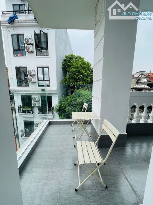 TT NGÃ TƯ SỞ - LÔ GÓC - Ô TÔ ĐỖ CỬA - 30M MẶT PHỐ - 9,9 TỶ - 1