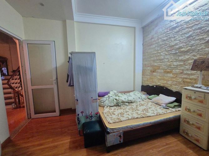 8,9 TỶ-4 TẦNG-PHỐ YÊN HÒA - KHU VÍP ĐỂ Ở VÀ CHO THUÊ –MẶT TIỀN KHỦNG 6,3M - 2