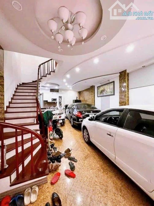 Bán nhà  nghĩa tân, Trần Tử Bình  Cầu Giấy  50m2, tặng nội thất 2 mặt tiền, oto 12 tỷ 6 - 2