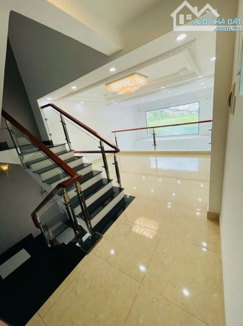 Nhà Huỳnh Tấn Phát, Phú Mỹ, Quận 7 50m2, 4 tầng, HXH, 6.9 tỷ - 2