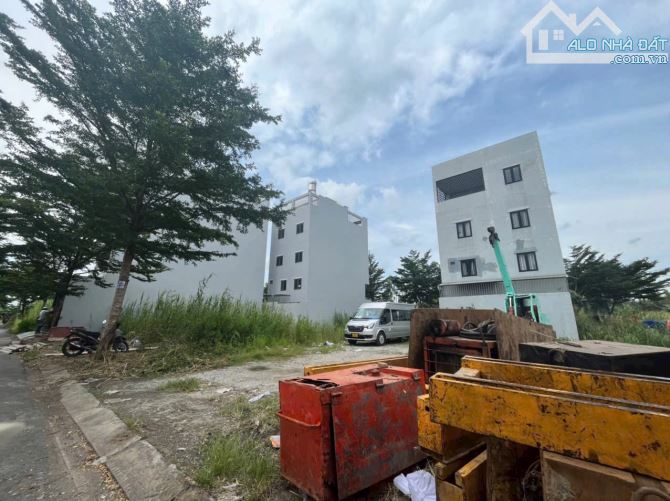 Cần bán gấp lô đất 5x17=85m Nguyễn Văn Tạo xã Long Thới ⭐️ Giá chỉ 2.8tỷ - 2