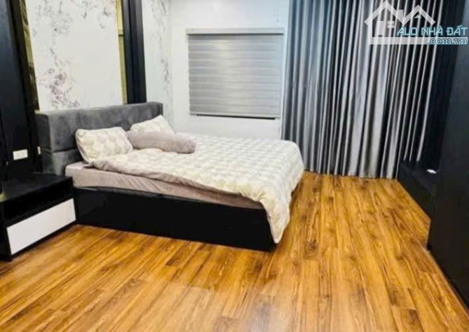 BÁN NHÀ ĐẸP TƯ ĐÌNH NGÕ NÔNG ,Ô TÔ TRÁNH ,GẦN PHỐ 40M2, CHỈ 7 TỶ - 3