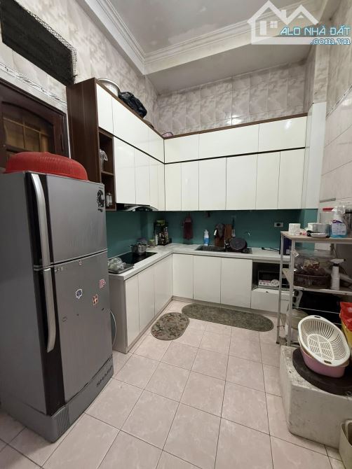 Bán gấp nhà riêng 4PN, 3WC, 41m² giá cực chất tại Nguyễn Chính, Tân Mai, Hoàng Mai, Hà Nội - 3