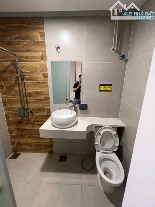 Bán nhà cho thuê dòng tiền, Trích Sài, Tây Hồ 120m 8 tầng 40 tỷ