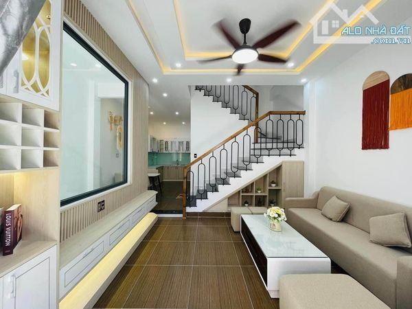 💎Nhà nhỏ xinh Đ.Nguyễn Tiểu La giá tôt trung tâm quận 10. Kết cấu 38,5m2/giá 2.450 tỷ 🏘️ - 3