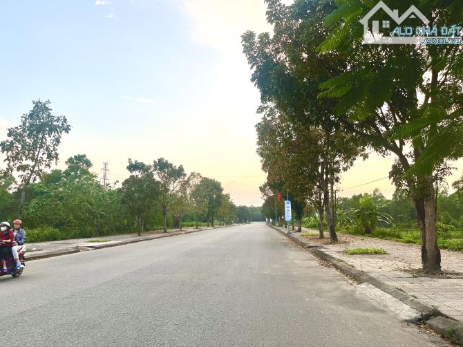 Bán đất mặt tiền đường Kim Trà rộng 24m. Ngay trung tâm Tứ Hạ - 3