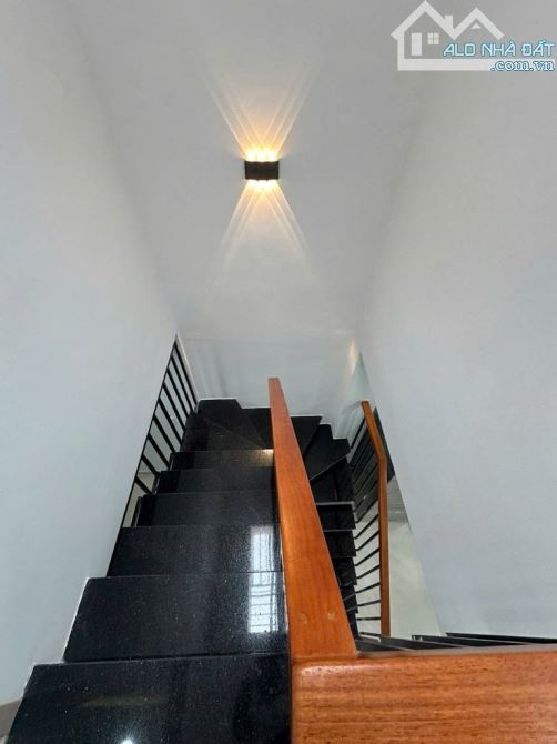 Bán nhà mới ở ngay Trần Bình Trọng P5 Bình Thạnh 2 tầng chỉ hơn 3 ty - 3