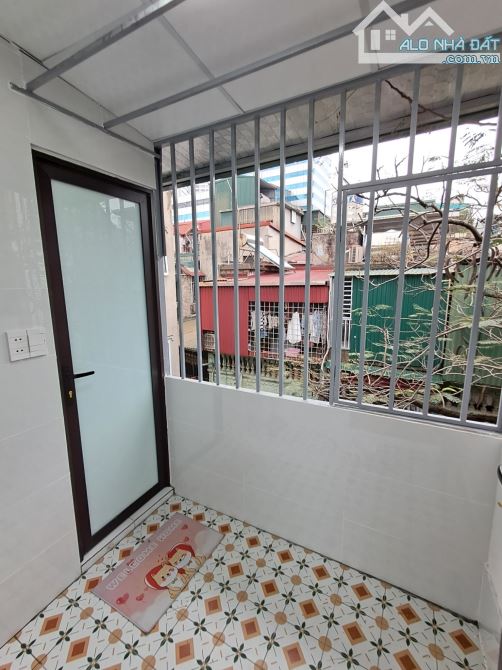Tập thể Vĩnh Hồ - 2 ngủ ở ngay - Trung tâm Đống Đa - 55m * 2 tỷ hơn - 3