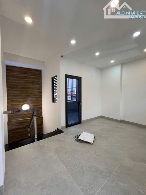 SIÊU PHẨM LÊ TRỌNG TẤN HXH 5M - KHU CAO TẦNG DÂN TRÍ - 4 TẦNG MỚI FULL NỘI THẤT CỰC ĐẸP - 3
