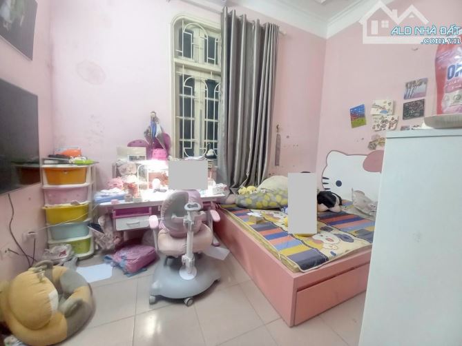 HOA BẰNG - CẦU GIẤY-NHÀ PHÂN LÔ ,NÔNG -THÔNG-THOÁNG - GẦN Ô TÔTRÁNH - 3