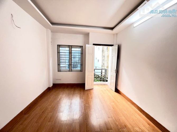 Bán nhà Định Công Thượng 35m2 ô tô đỗ cổng 5 tầng 6.5 Tỷ - 3