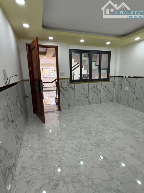 HẺM XE HƠI QUAY ĐẦU GÒ XOÀI LÊ VĂN QUỚI - 4 TẦNG  54m2 - NGANG HƠN 4M - CHỈ 5.99 TỶ - 3