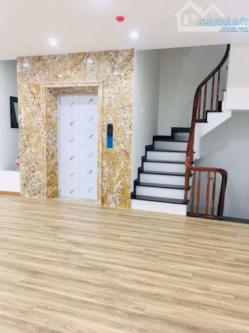 Nhà Mặt Phố Quan Nhân 7 Tầng Thang Máy - 3