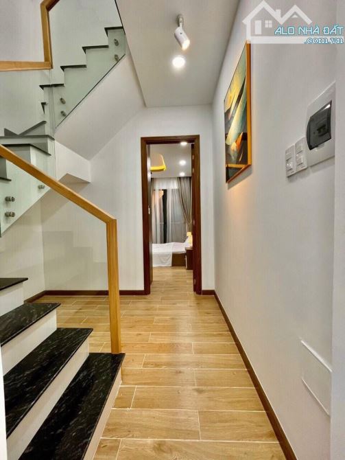 Bán Nhà Gò Vấp - Quang Trung - Hẻm Xe Hơi - Nhà 3 Tầng - 52m2 (ngang 4m) - Nhỉnh 7 tỷ - 3