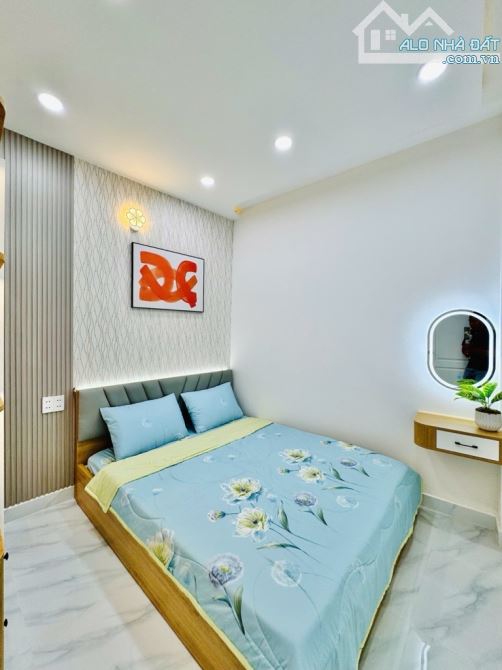 Bán Nhà Gò Vấp - Nguyễn Thái Sơn - Nhà 2 Tầng - 42m2 - Full Nội Thất - Nhỉnh 4 tỷ - 3