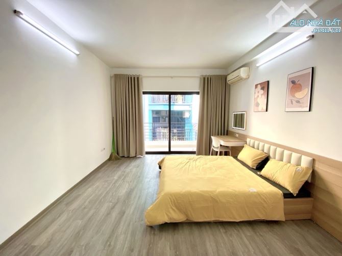 Nhà đẹp cầu giấy tặng full nội thất 30m 4 tầng 7t - 3