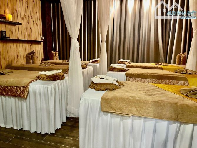 Bán nhà 4 tầng mặt tiền đường Quang Trung- Lộc Thọ- Nha Trang. Giá 25 tỷ - 3