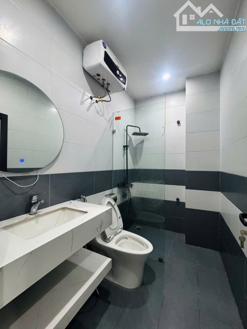 Bán nhà  4 tầng  mặt đường  Trực Cát , Vĩnh Niêm, Lê Chân Giá 4ty390 - 3