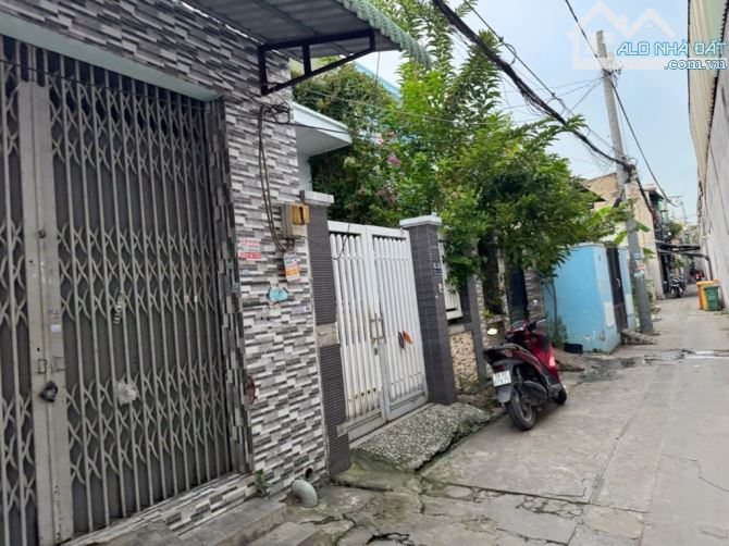Bán gấp dãy trọ 2 tầng, 4x18, đường Hương Lộ 2, Sẵn dòng tiền 12tr/thang. - 4