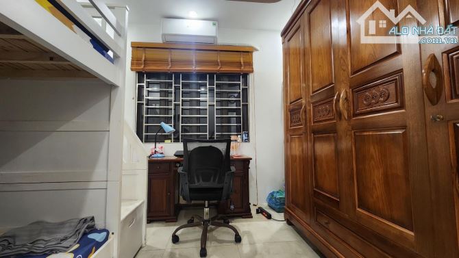 Bán Nhà Tây Hồ - An Dương Vương - 5 Tầng 4 Ngủ - Đầy Đủ Công Năng - 7 tỷ - 4