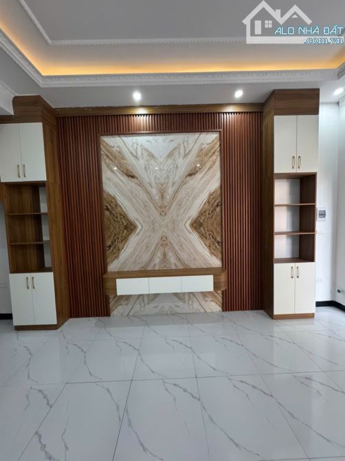 Nhà đẹp 4 .5tầng tổ 13 Mậu Lương Kiến Hà Đông 34m2 ngõ nông rộng ở ngay giá tốt. - 4