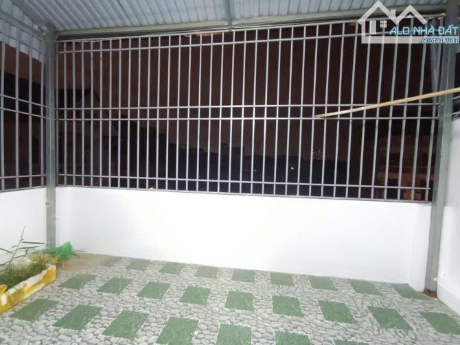 Cần bán nhà trong Ngõ 419 Lĩnh nam (ngõ oto) Diện tích 36/40m2 4Tầng Mặt tiền 4.5m - 4