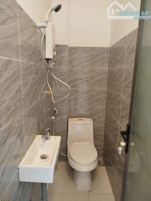 Nhà cách đường Đống Đa 30m, rộng 30m2, xây mới đẹp, giá rẻ - 4