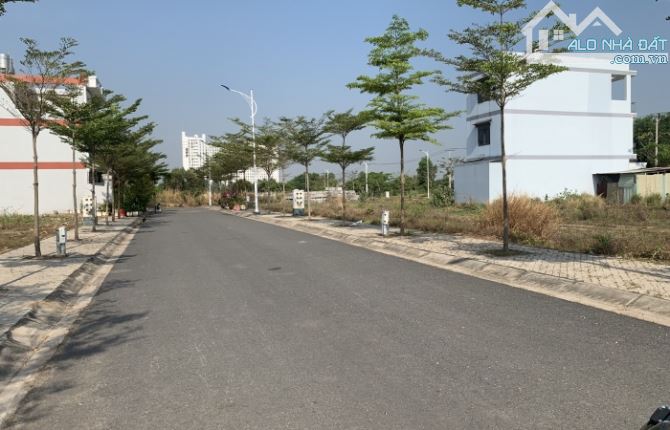 "Bán lô đất KDC vĩnh Phú 2, Phường Vĩnh Phú Giá 4,7 tỷ /140m2 - 4