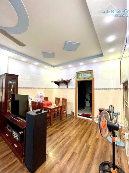 60m2 - 2 tầng 3pn - sát mt - hẽm xh - gấp bán 5,35 tỷ tl. - 4