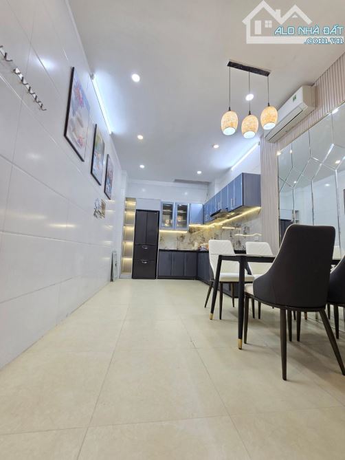 Kinh Doanh - Ô Tô vào nhà 50m - Giá chốt 10 tỷ  - Giá rẻ nhất khu vực - 4
