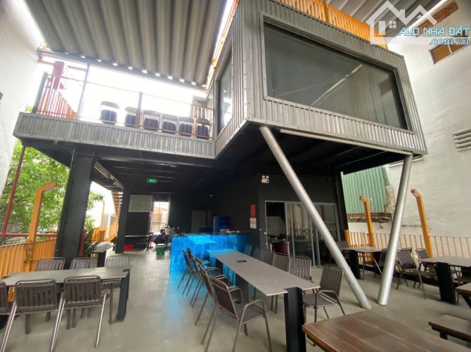 BIỆT THỰ SIÊU PHẨM - SỬ DỤNG HƠN 1,700M2 - 3 TẦNG - SỐ 138 LÊ LAI, TRUNG TÂM QUẬN 1 - 4