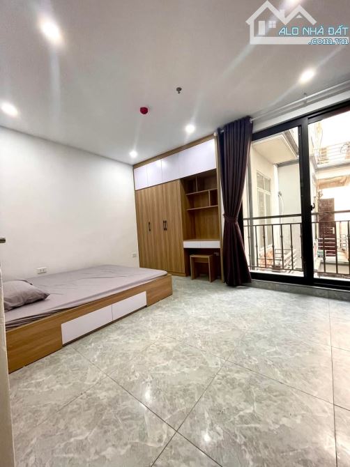 BÁN TÒA CHDV PHỐ THIÊN HIỀN, 60M,8 TẦNG THANG MÁY,12P KK, 2 THOÁNG, DÒNG TIỀN 65TR/TH - 4