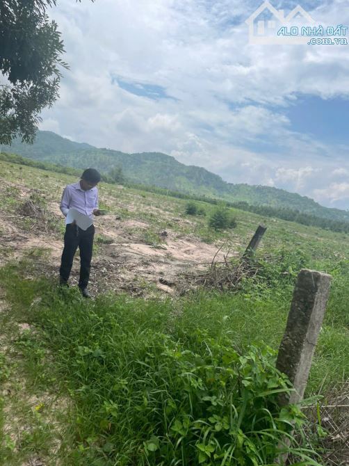 cần bán 1,4 mẫu đất lô 2  NGUYỄN  MINH CHÂU , THỊ XÃ LAGI BINH THUẬN, cach nhà nguyện 200M - 4
