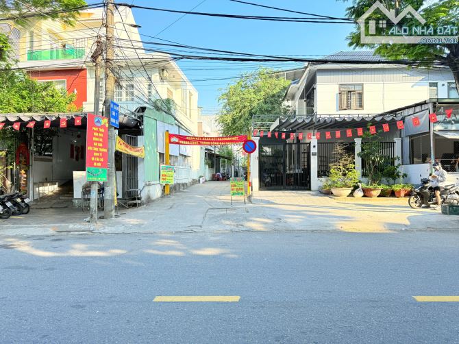 Siêu Phẩm! Toà Căn Hộ - Ngay khu phố tây Du Lịch - Kề ĐH Kinh Tế - Dòng tiền 5-6%/ năm - 4