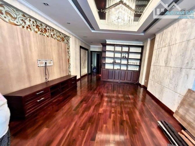 BÁN NHÀ PHÂN LÔ KĐT ĐẦM TRẤU – 115M² – 4 TẦNG – MT 5M – GARA Ô TÔ – Ô TÔ TRÁNH – 25,5 TỶ - 4