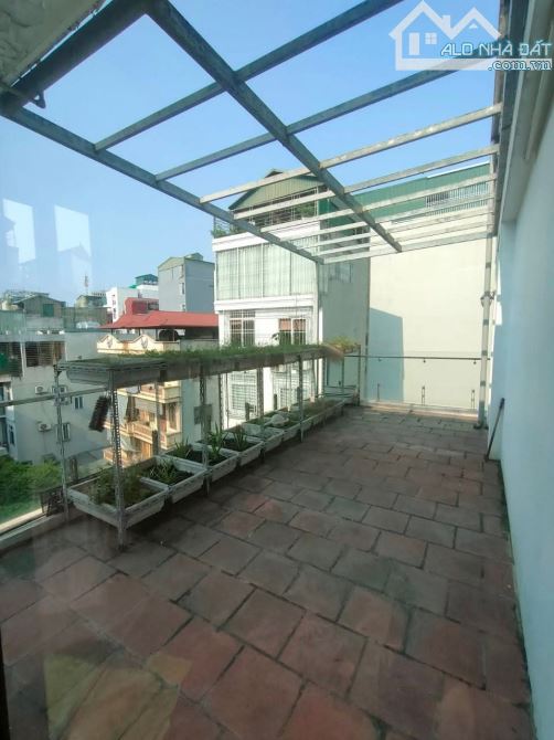 Bán nhà lô góc 3 mặt ngõ ô tô, kinh doanh phố Chùa Láng 130m2, 5 tầng, mt 7.5m, chỉ 37 tỷ. - 4