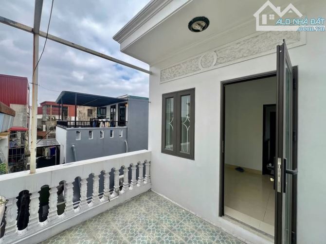 Bán nhà  4 tầng  mặt đường  Trực Cát , Vĩnh Niêm, Lê Chân Giá 4ty390 - 4
