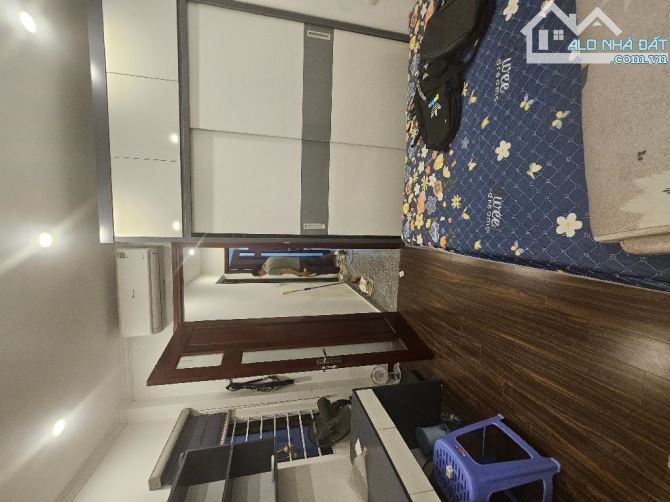 Nhà 6 tầng, Hưởng Lộc Thăng Tiến, Ô Tô Vào Nhà,Gần Hồ Điều Hòa, Trường Quốc Tế, giá 7.8 tỷ - 4