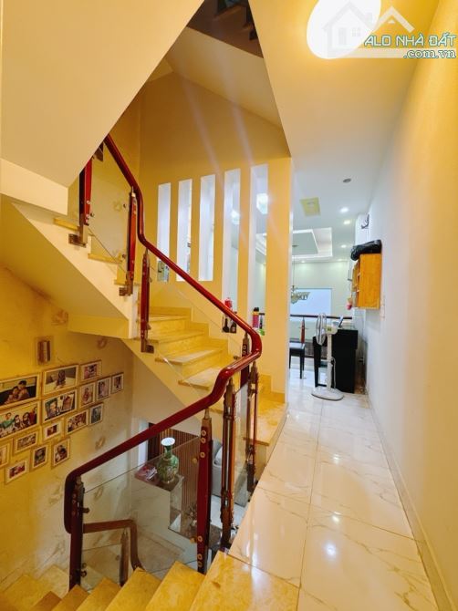 Bán nhà siêu đẹp Tôn Đản Q.4 DTSD 150m2 nhỉnh 6T - 5