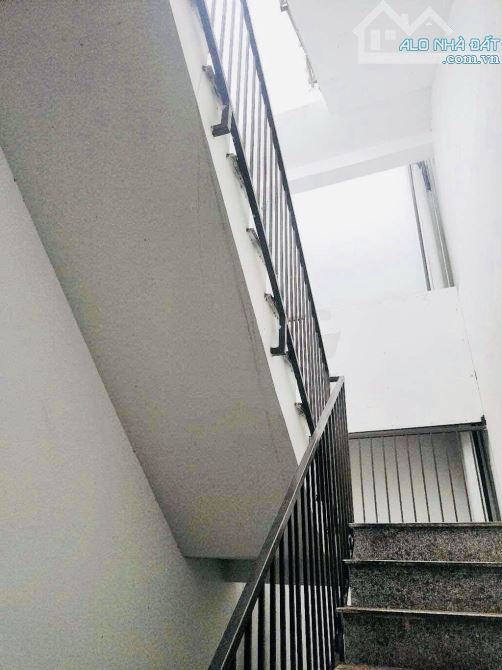 💥Tòa Cho Thuê 4 Tầng-Ngay Đại Học Kinh Tế -180m² Ngang 7m-Sẵn DT 80triệu/th-Giá 14 Tỷ - 5