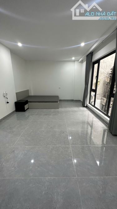 Cho Thuê CCMN 22 Tôn Thất Tùng Đống Đa 30m2 Studio Ban Công Cửa Sổ Thang Máy Gần Chợ - 5