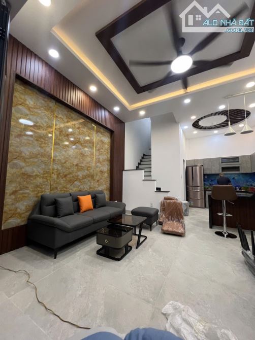 SIÊU PHẨM LÊ TRỌNG TẤN HXH 5M - KHU CAO TẦNG DÂN TRÍ - 4 TẦNG MỚI FULL NỘI THẤT CỰC ĐẸP - 5