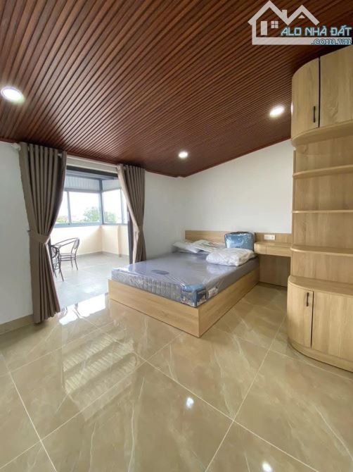 Cần bán nhà 1 trệt, 1 lầu, 3phong ngủ ngay trung tâm tp Đà Lạt. 7ti2 - 5
