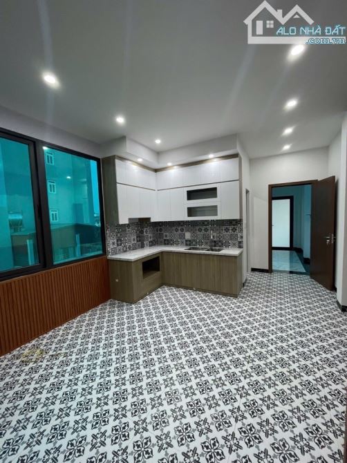MẶT NGÕ VỈA HÈ Ô TÔ TRÁNH- KINH DOANH- THANG MÁY - 5