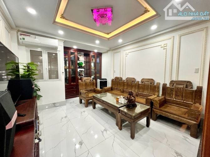 KHU PHÂN LÔ ĐỒNG BỘ CAO CẤP - CỔNG AN NINH 24/7 - HÀNG XÓM DÂN TRÍ - ĐƯỜNG NHỰA 7M - GẦN V - 5