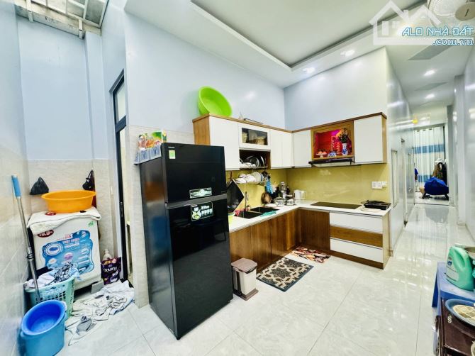 NHÀ 90M2 HẺM Ô TÔ - P.LINH TÂY TP.THỦ ĐỨC - GIÁ TỐT - 6