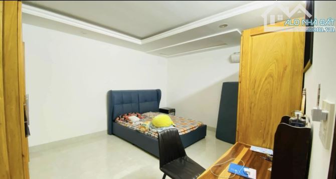 BÁN NHÀ MÊ ĐẦU HẺM 23 NGUYỄN KHUYẾN - TÂN LỢI - DT: 6x26,8m - H: ĐÔNG BẮC - 5,35 TỶ - 6