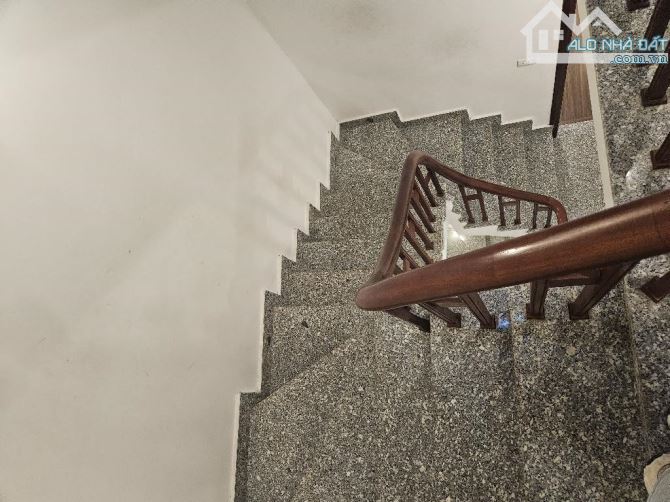 Nhà 6 tầng, Hưởng Lộc Thăng Tiến, Ô Tô Vào Nhà,Gần Hồ Điều Hòa, Trường Quốc Tế, giá 7.8 tỷ - 6