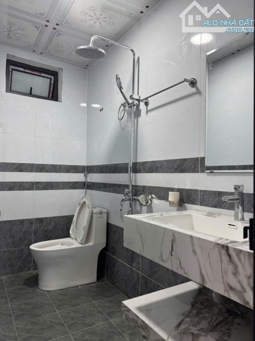 Nhà đẹp 4 .5tầng tổ 13 Mậu Lương Kiến Hà Đông 34m2 ngõ nông rộng ở ngay giá tốt. - 7