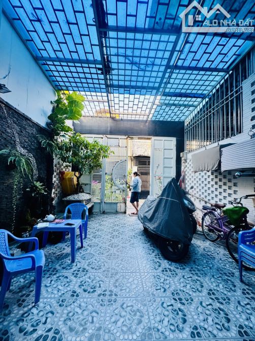 NHÀ 90M2 HẺM Ô TÔ - P.LINH TÂY TP.THỦ ĐỨC - GIÁ TỐT - 7